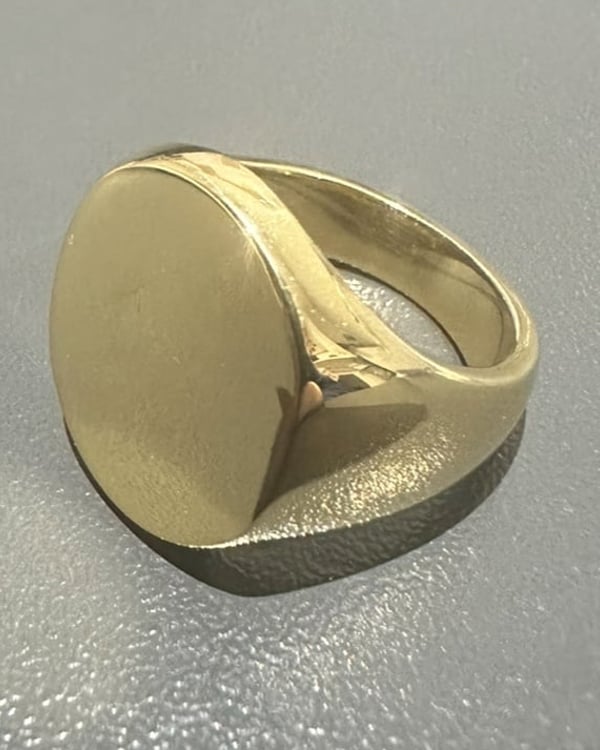 History Signet Ring Shapes Oxford Bull Signet Ring Hand-Engraved