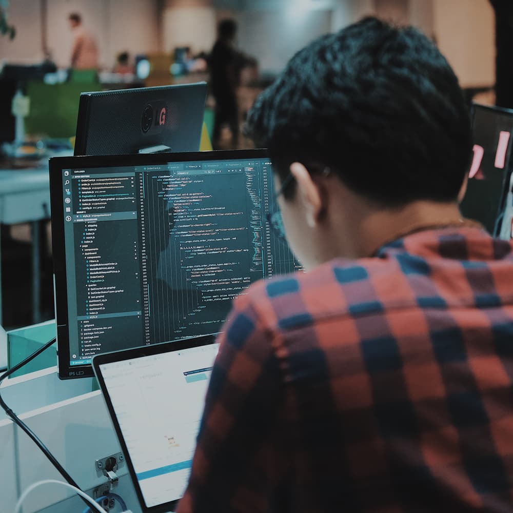 Powering Your Website with an Embeddable ecommerce Solution: Benefits and Features